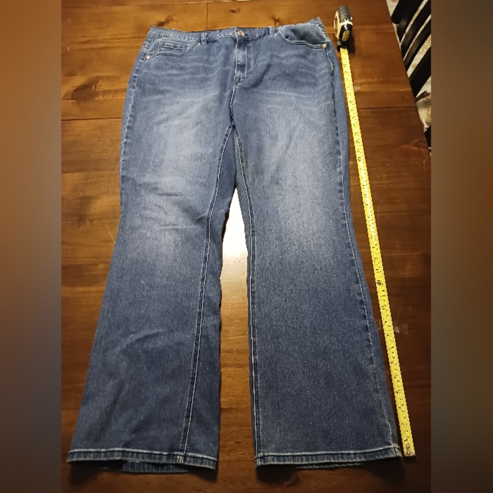 DG2 womens jean